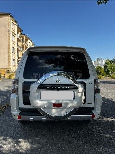 Mitsubishi Pajero 2010, 167,000 km - 3.5 л - Qəbələ
