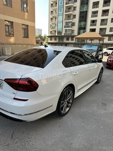 Volkswagen Passat 2017, 222,254 km - 2.0 l - Bakı