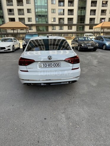 Volkswagen Passat 2017, 222,254 km - 2.0 l - Bakı