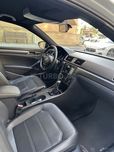 Volkswagen Passat 2017, 222,254 km - 2.0 l - Bakı