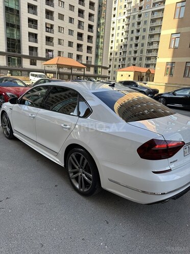 Volkswagen Passat 2017, 222,254 km - 2.0 l - Bakı