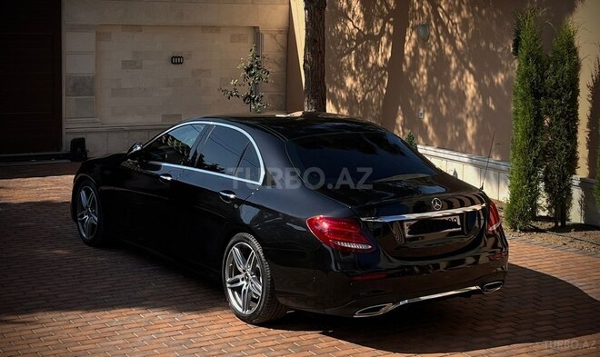 Mercedes E 300 e 2018, 88,000 km - 2.0 л - Bakı