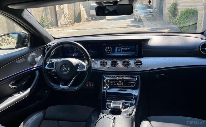 Mercedes E 300 e 2018, 88,000 km - 2.0 л - Bakı