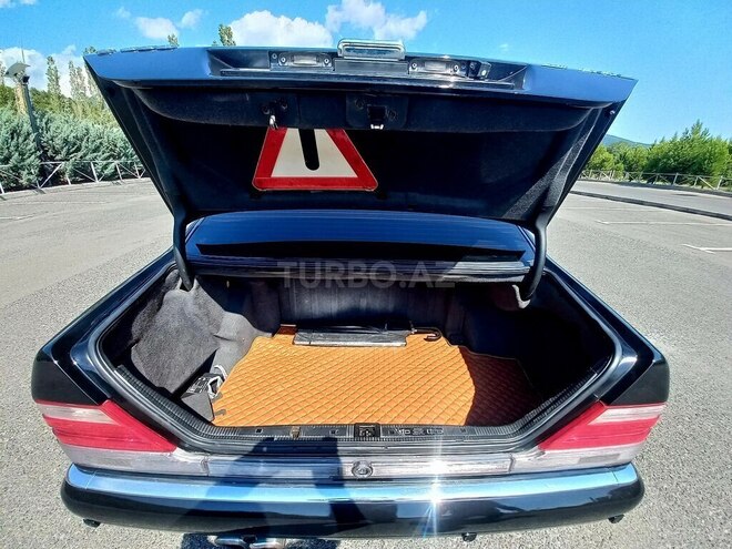 Mercedes S 320 1998, 285,000 km - 3.2 l - Şəki