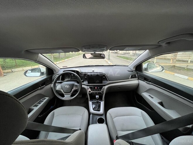 Hyundai Elantra 2017, 156,106 km - 2.0 l - Bakı