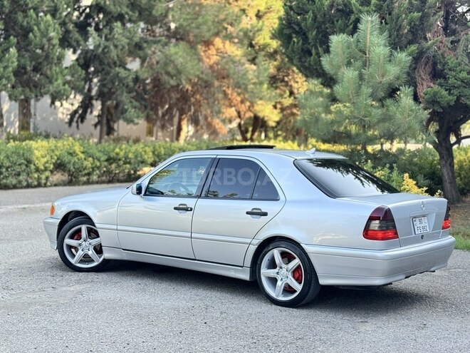 Mercedes C 230 2000, 222,000 km - 2.3 л - Sabirabad