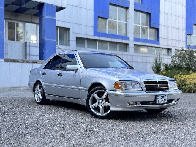 Mercedes C 230 2000, 222,000 km - 2.3 л - Sabirabad