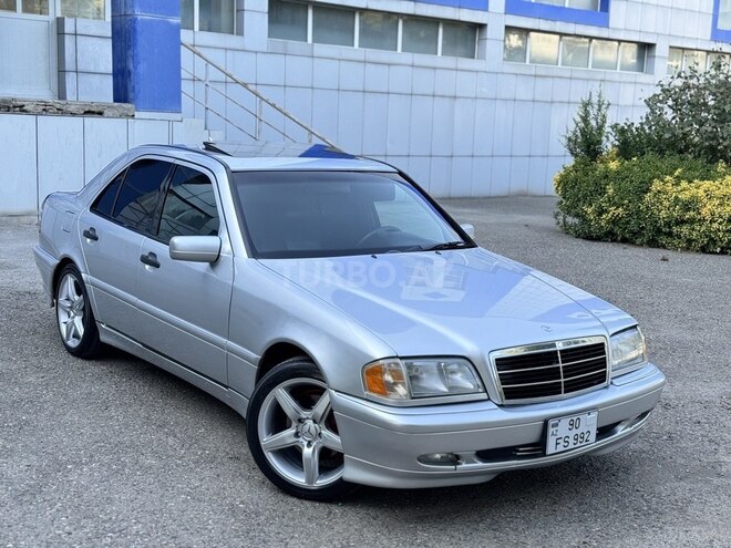 Mercedes C 230 2000, 222,000 km - 2.3 л - Sabirabad