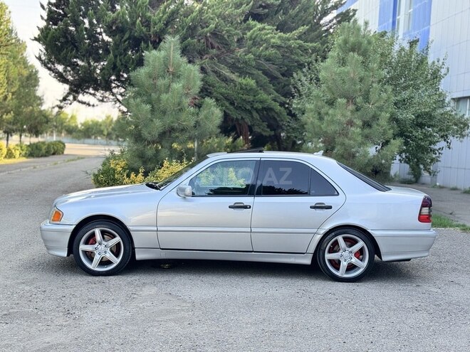 Mercedes C 230 2000, 222,000 km - 2.3 л - Sabirabad