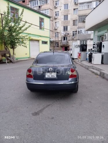 Volkswagen Passat 2004, 529,949 km - 1.8 l - Bakı