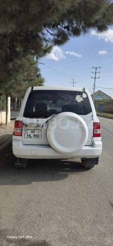 Mitsubishi Pajero io 1999, 239,100 km - 2.0 l - Bakı