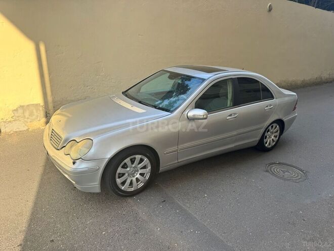 Mercedes C 240 2002, 290,000 km - 2.6 l - Bakı
