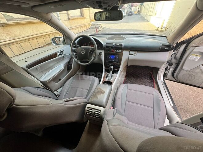 Mercedes C 240 2002, 290,000 km - 2.6 l - Bakı
