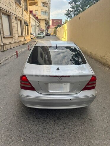 Mercedes C 240 2002, 290,000 km - 2.6 l - Bakı