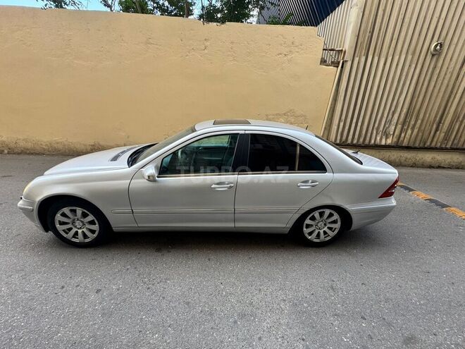 Mercedes C 240 2002, 290,000 km - 2.6 l - Bakı