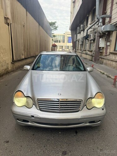 Mercedes C 240 2002, 290,000 km - 2.6 l - Bakı