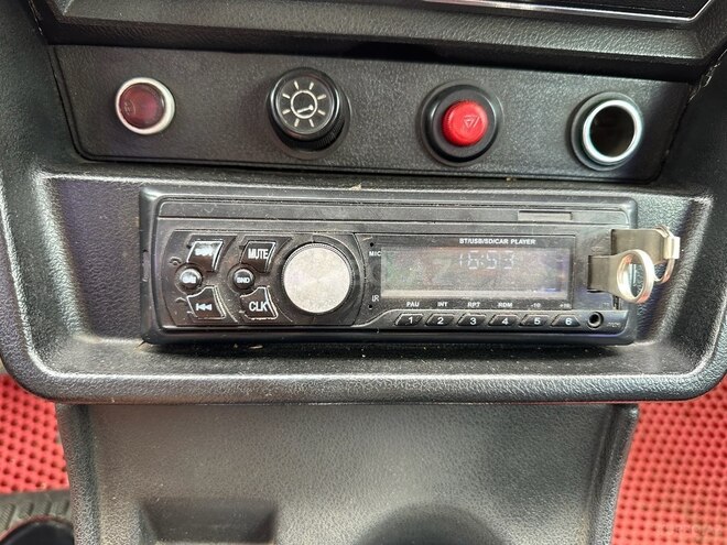 LADA (VAZ) 2106 1987, 278,000 km - 1.5 l - Astara