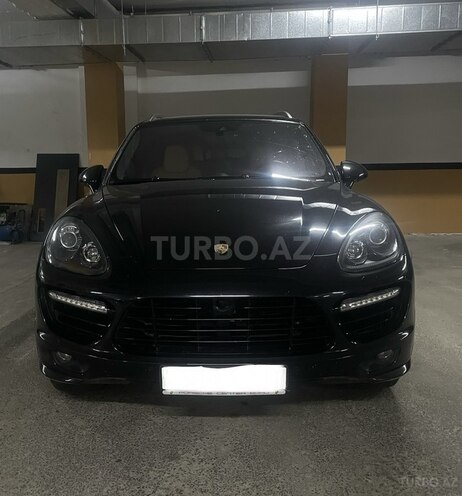 Porsche Cayenne Turbo S 2013, 80,000 km - 4.8 l - Bakı