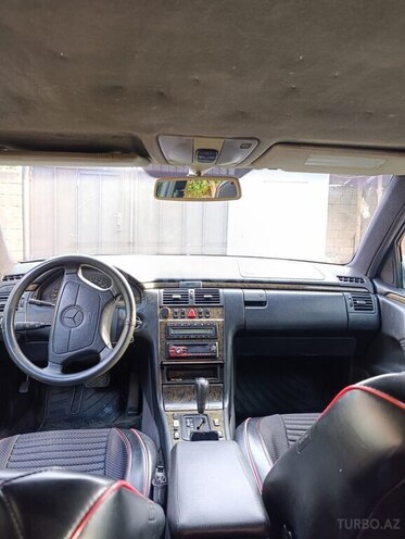 Mercedes E 220 1997, 199,990 km - 2.2 l - Lənkəran