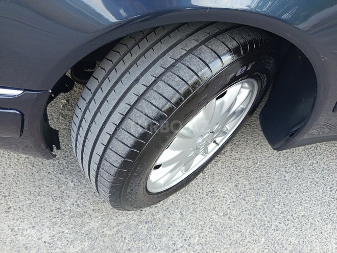 Mercedes E 240 1998, 228,000 km - 2.4 l - Bakı