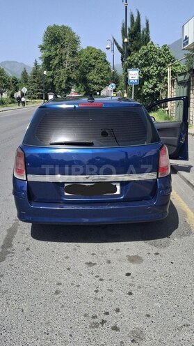 Opel Astra 2009, 350,000 km - 1.7 l - Qəbələ