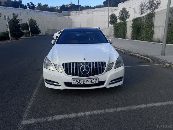 Mercedes E 300 2011, 220,000 km - 3.0 l - Bakı