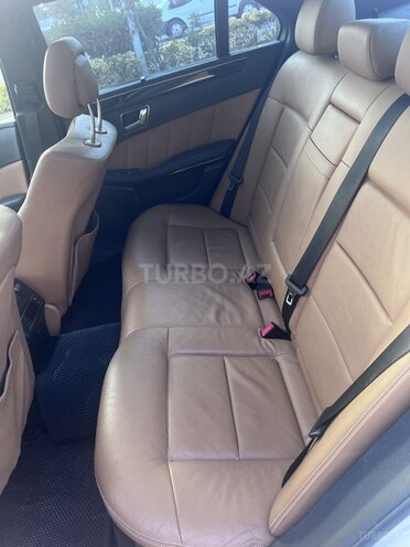 Mercedes E 300 2011, 220,000 km - 3.0 l - Bakı
