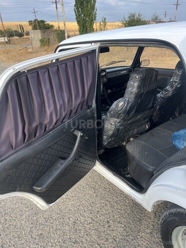 LADA (VAZ) 2107 2009, 25,000 km - 1.6 l - Şabran