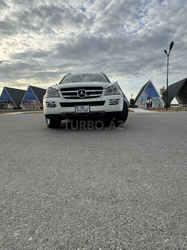 Mercedes GL 450 2007, 297,000 km - 4.7 л - Astara