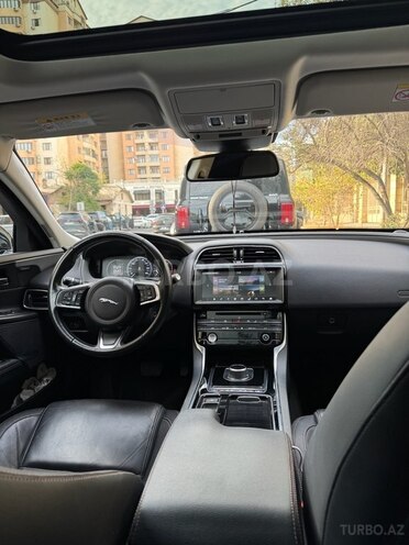 Jaguar XE 2018, 106,000 km - 2.0 l - Bakı