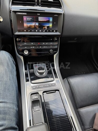 Jaguar XE 2018, 106,000 km - 2.0 l - Bakı