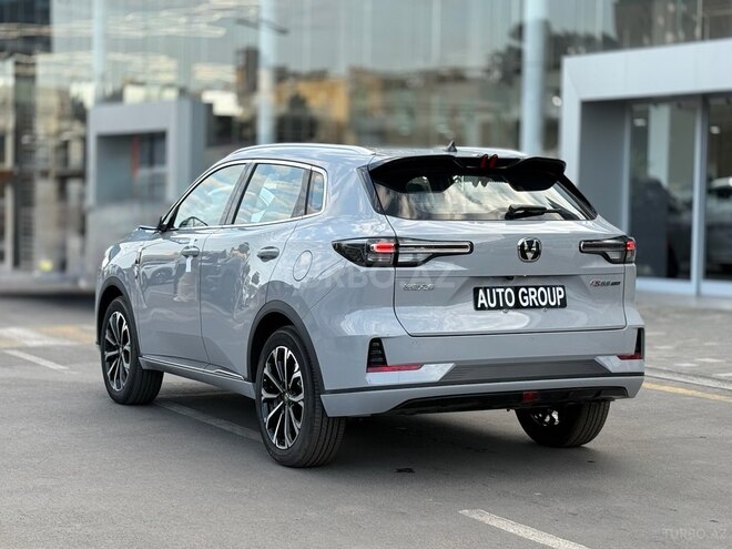 Changan CS 55 Plus 2025, 0 km - 1.5 л - Bakı