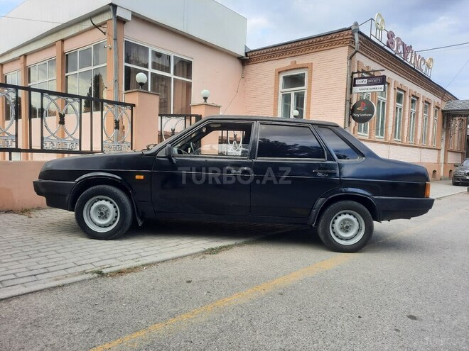 LADA (VAZ) 21099 2000, 234,875 km - 1.6 l - Quba