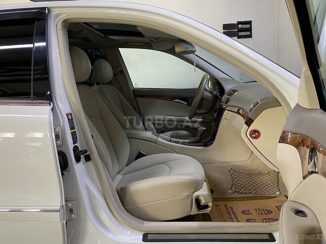 Mercedes E 240 2005, 325,000 km - 2.6 l - Sumqayıt