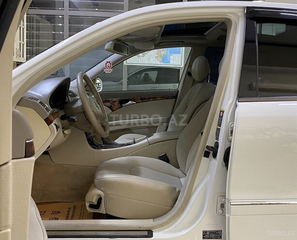 Mercedes E 240 2005, 325,000 km - 2.6 l - Sumqayıt