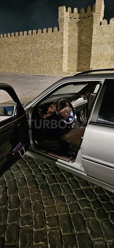 Mercedes C 220 2000, 333,345 km - 2.1 l - Bakı