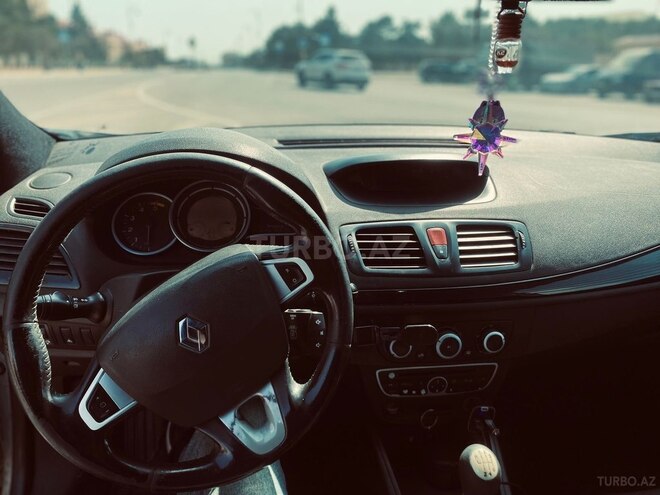 Renault Megane 2011, 540,000 km - 1.5 l - Bakı