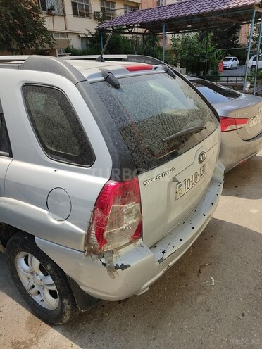 Kia Sportage 2006, 270,000 km - 2.7 l - Bakı
