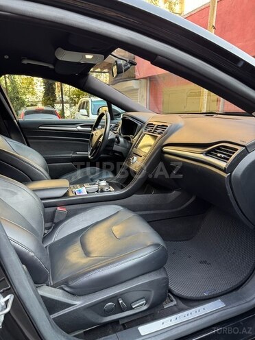Ford Fusion (North America) 2017, 94,000 km - 2.0 л - Bakı
