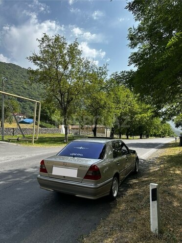 Mercedes C 240 1998, 350,000 km - 2.4 l - Qax