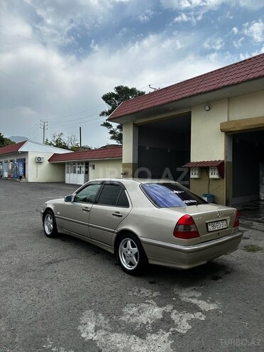 Mercedes C 240 1998, 350,000 km - 2.4 l - Qax