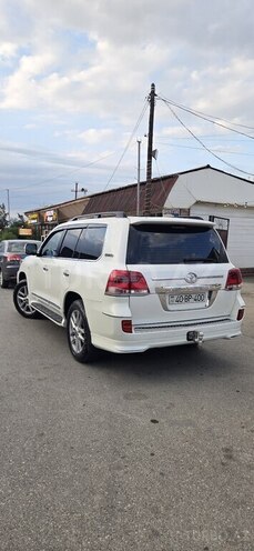 Toyota Land Cruiser 2011, 270,000 km - 4.0 l - Quba