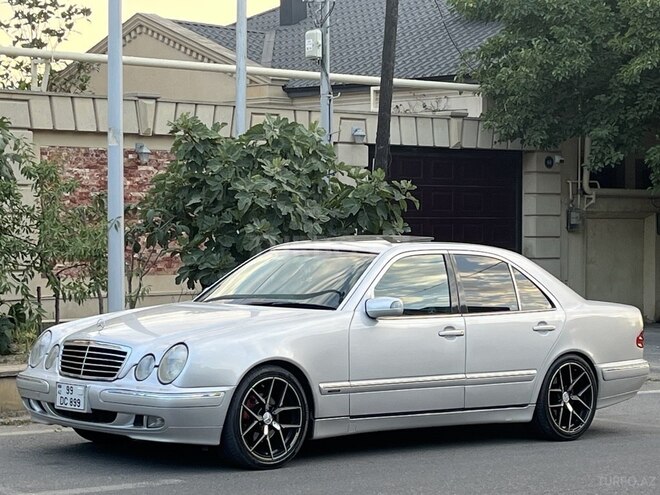 Mercedes E 320 2000, 450,000 km - 3.2 l - Bakı