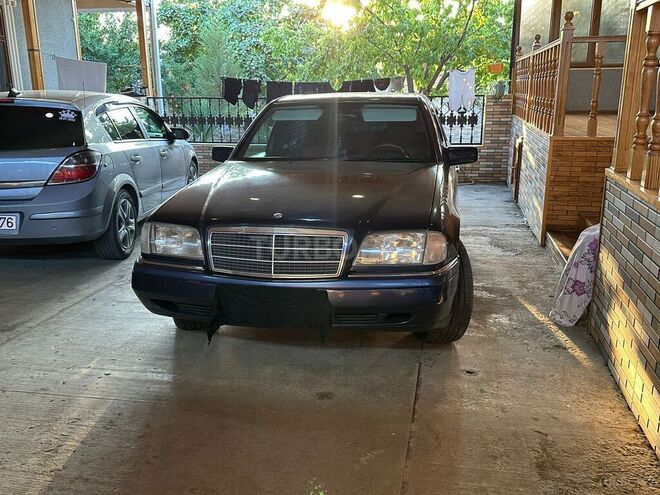 Mercedes C 180 1995, 276,000 km - 1.8 л - Şirvan