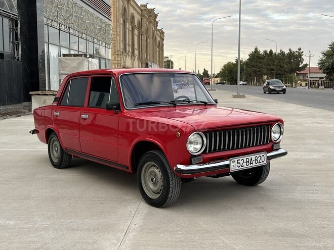 LADA (VAZ) 21011 1982, 245,000 km - 1.3 л - Salyan