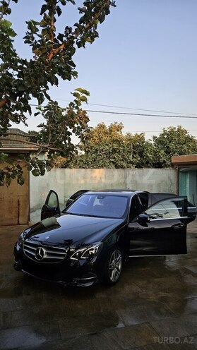 Mercedes E 220 2013, 256,000 km - 2.2 l - Bakı
