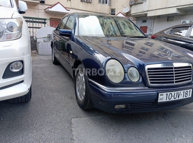 Mercedes E 230 1996, 252,000 km - 2.3 l - Bakı