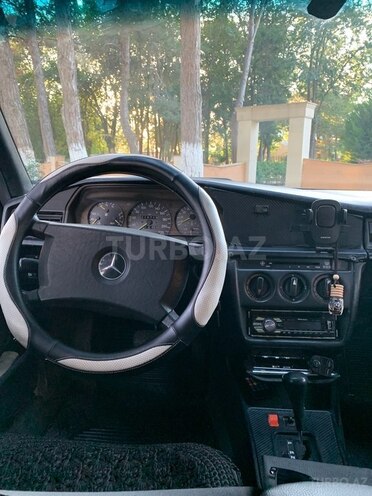 Mercedes 190 1990, 230,000 km - 2.0 л - Sumqayıt