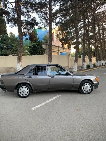 Mercedes 190 1990, 230,000 km - 2.0 л - Sumqayıt