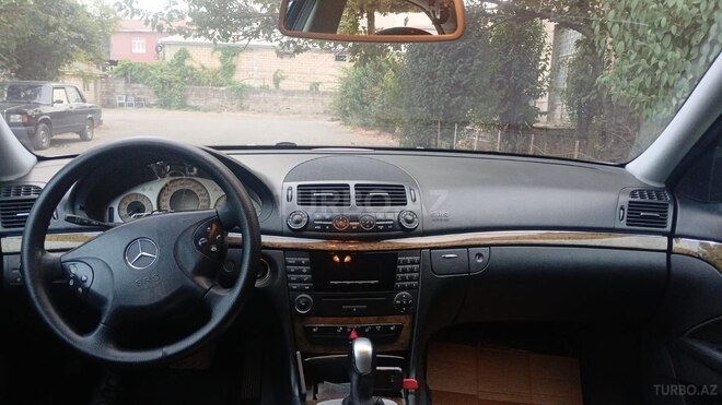 Mercedes E 220 2005, 379,401 km - 2.2 l - Masallı